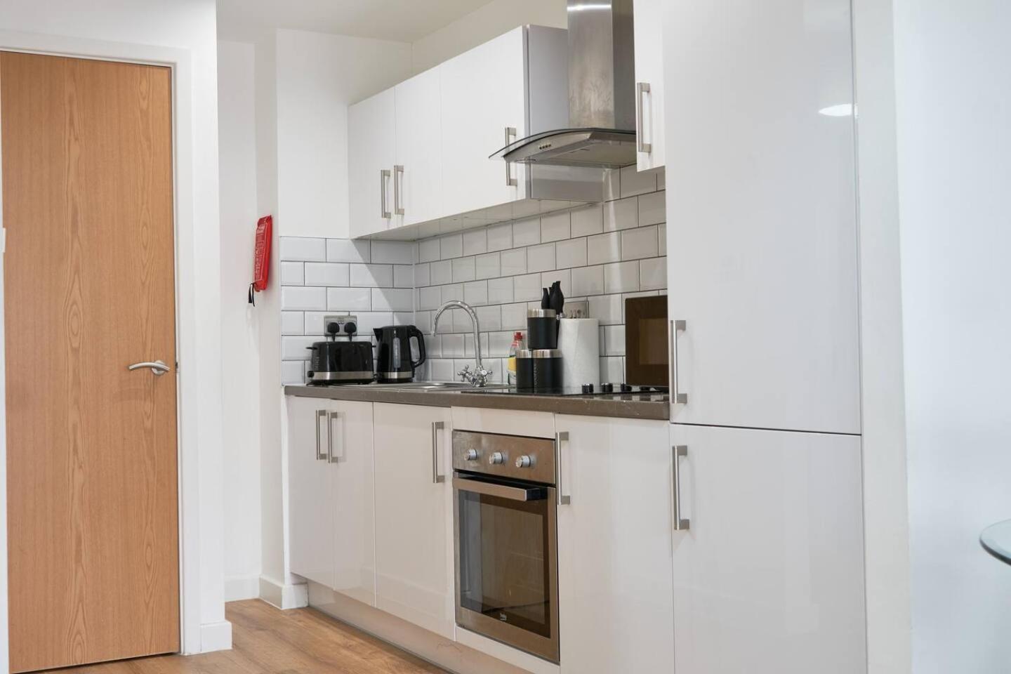 Modern Central Apartment - City Centre - Fast Wifi - Near Utilitia Arena & Icc Birmingham Buitenkant foto